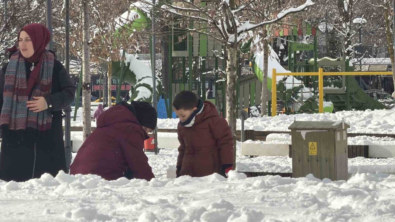 Uzman uyarısı: Şehir karının yenmesi çocuklar için risk taşıyor