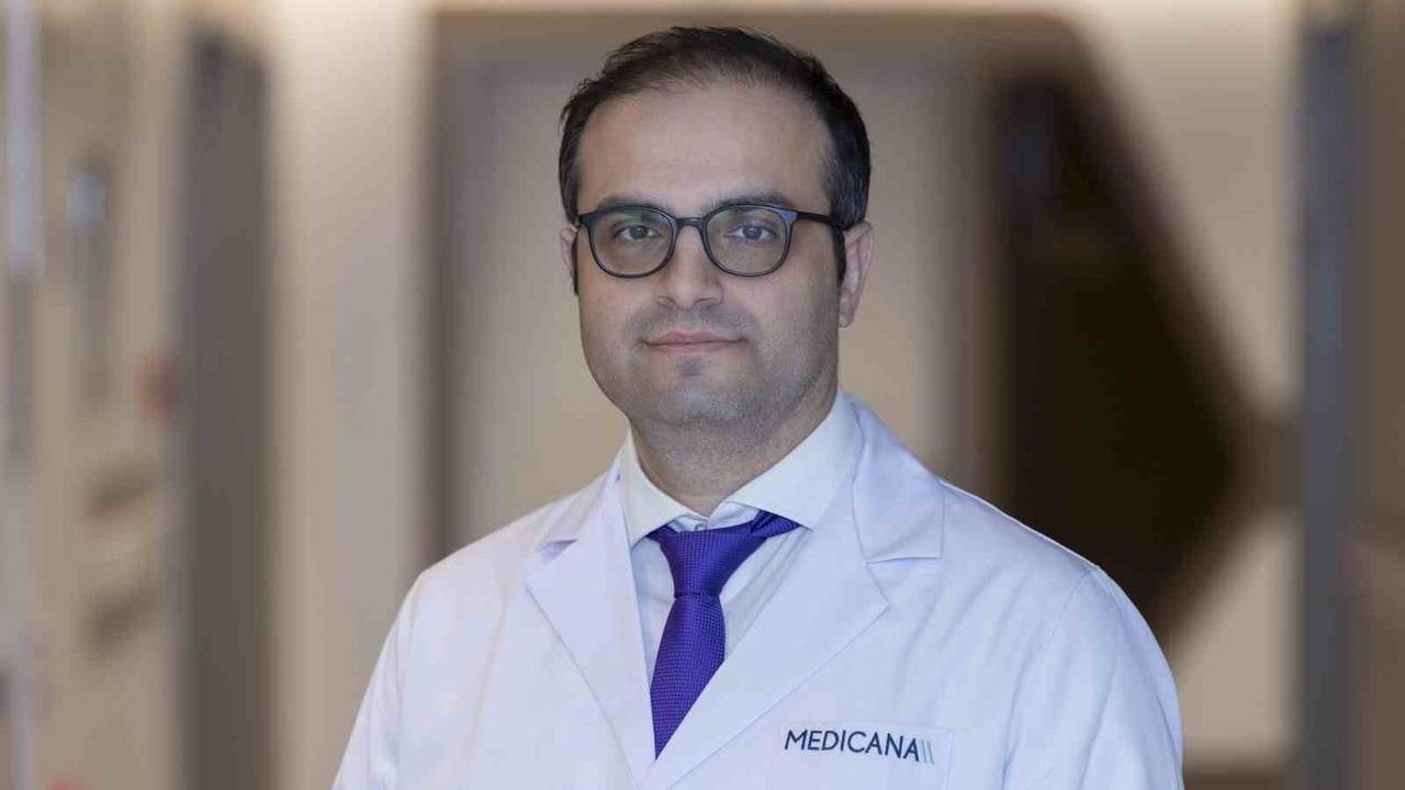 Uzmanlar uyarıyor: Telefon ve dizüstü kullanımı 'text neck' ve 'laptop neck' riskini artırıyor