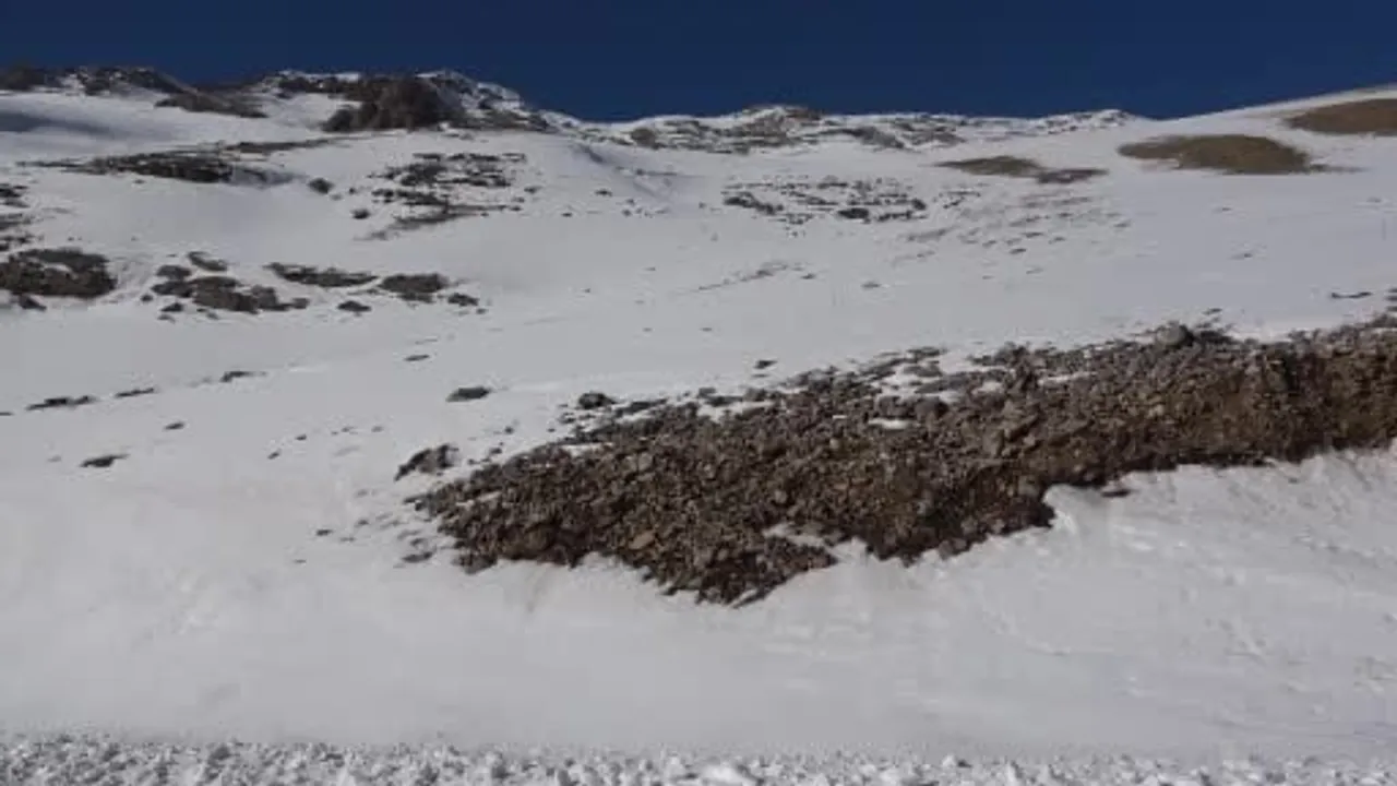 Uzmanlardan Van Gölü Havzası uyarısı: Kar yağışı yanıltmasın