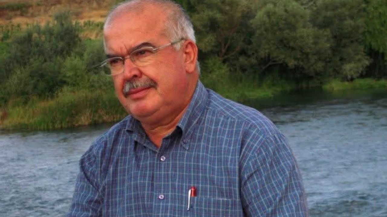 Uzundere'nin uzun süreli muhtarı Bahri Okumuş hayatını kaybetti