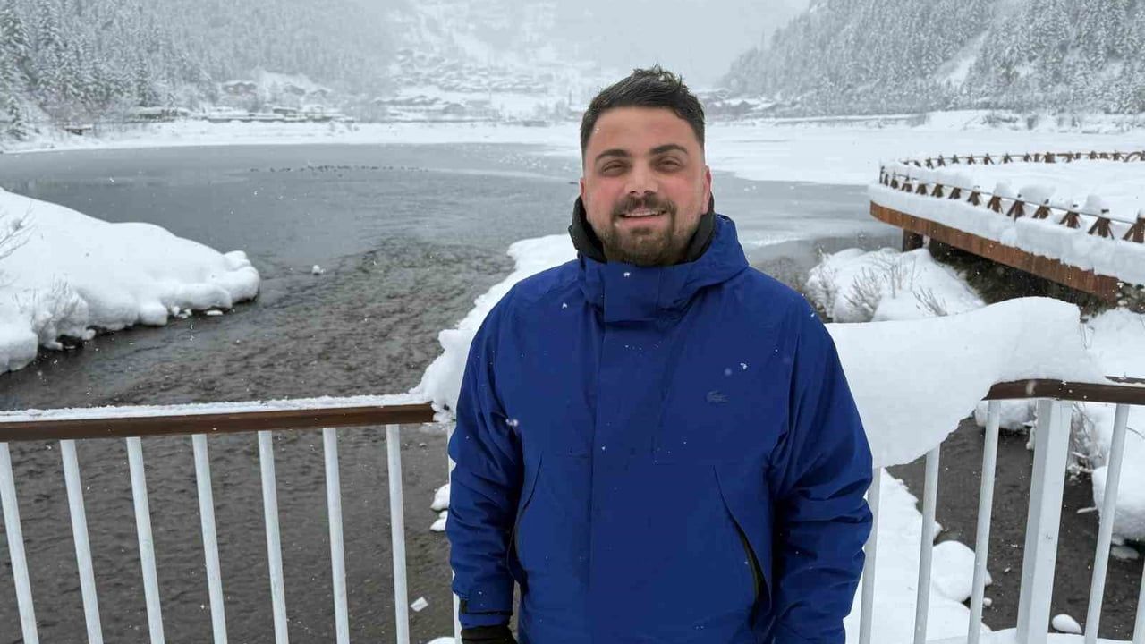 Uzungöl'de kar kalınlığı 1 metreyi aştı; Kış festivali hazırlıkları sürüyor