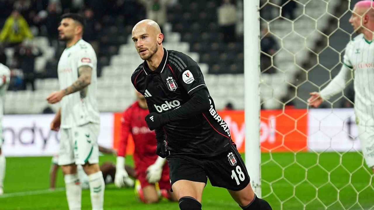 Vaclav Cerny, Konyaspor maçında Beşiktaş formasıyla 6. golünü kaydetti