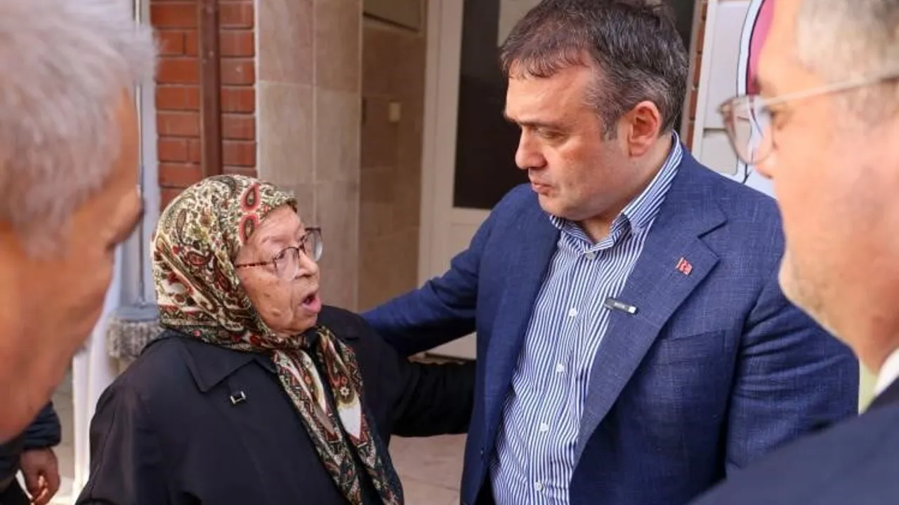 Vali Faik Oktay Sözer Gölpazarı'da esnaf ve vatandaşlarla bir araya geldi