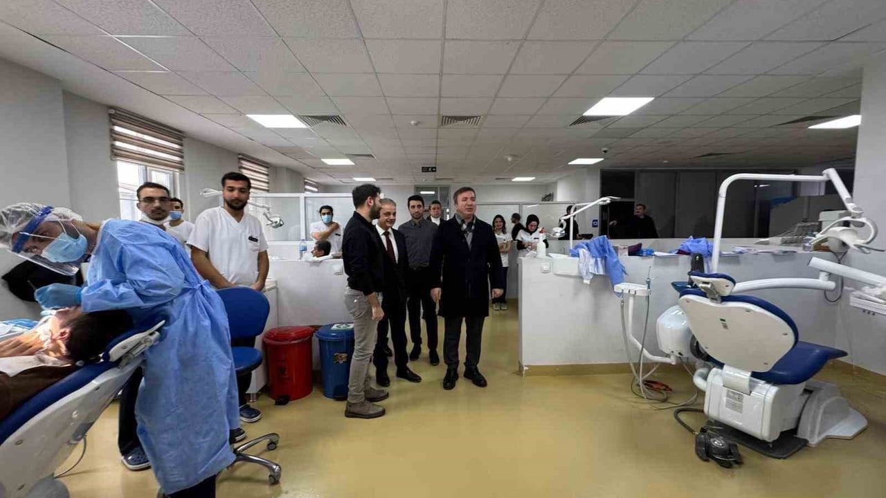 Vali Hamza Aydoğdu Erzincan Ağız ve Diş Sağlığı Hastanesi’ni Ziyaret Etti