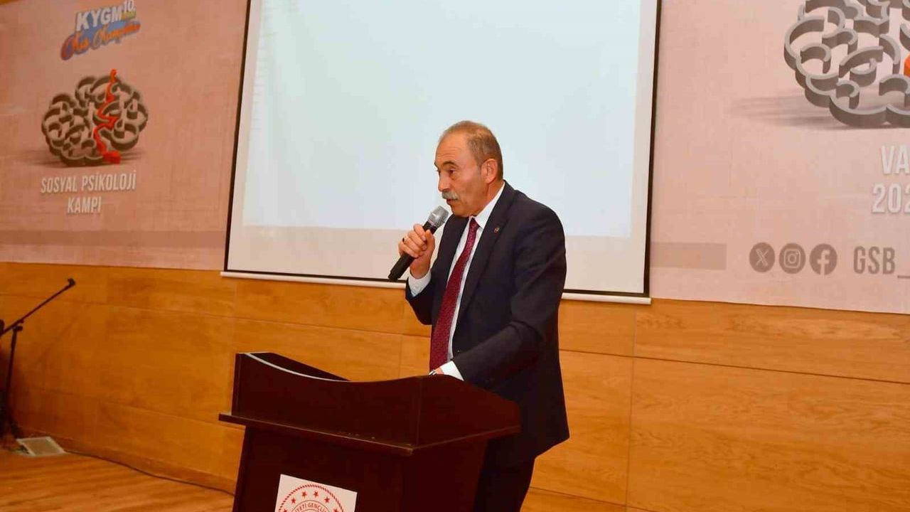 Van’da KYGM 10. Tematik Kış Kampları: 'Sosyal Psikoloji Kampı' başladı