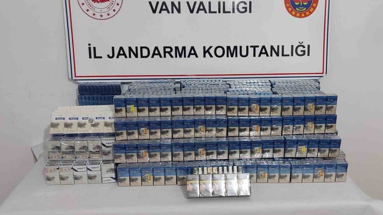 Van’ın Muradiye ilçesinde 2 bin 210 adet gümrük kaçağı sigara ele geçirildi