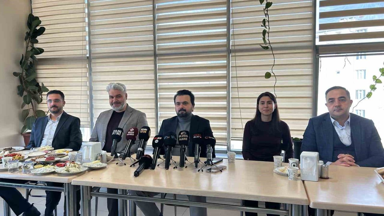 Van Şehir Hastanesi'nin 2028'de tamamlanıp hizmete açılması planlanıyor