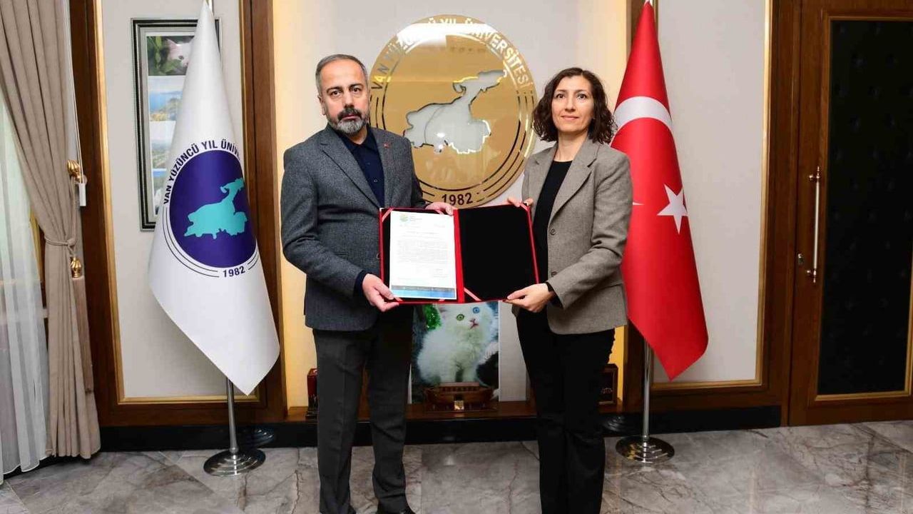 Van YYÜ Turist Rehberliği Programı TURAK'tan 6 Yıl Tam Akreditasyon Aldı