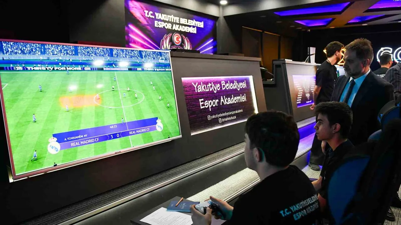 Yakutiye'de Liseler Arası FIFA26 Turnuvası: 64 Öğrenciyle Fair Play Odaklı Rekabet