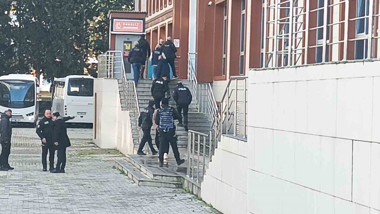 Yalova'da DEAŞ operasyonu: 42 gözaltından 26 tutuklama
