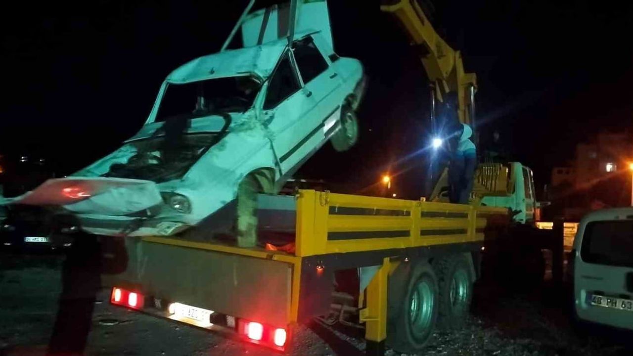 Yatağan'da otomobil şarampole yuvarlandı — sürücü Metin Kırkağaç yaşamını yitirdi