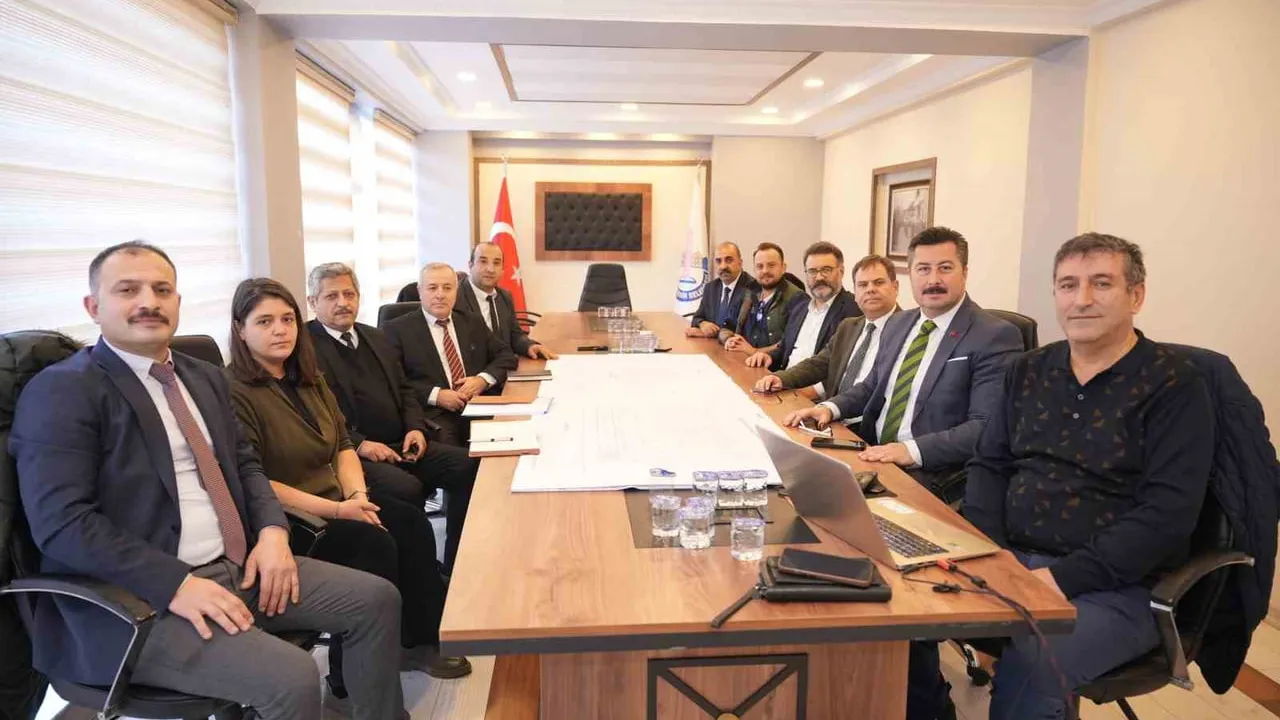 Yenişehir'de Cumartesi Kapalı Pazar Yeri projesi için çalışmalar başladı