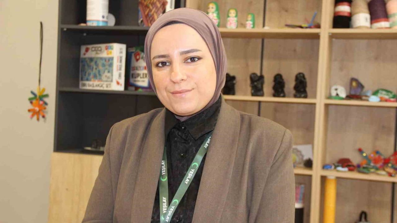 Yeşilay Şırnak Danışmanlık Merkezi bağımlı bireyler ve ailelerine ücretsiz destek sağlıyor