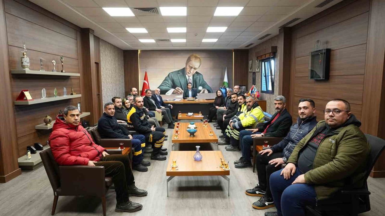 Yılmaz’dan kar mesaisine teşekkür: personele 3 ile 5 yevmiye ikramiye