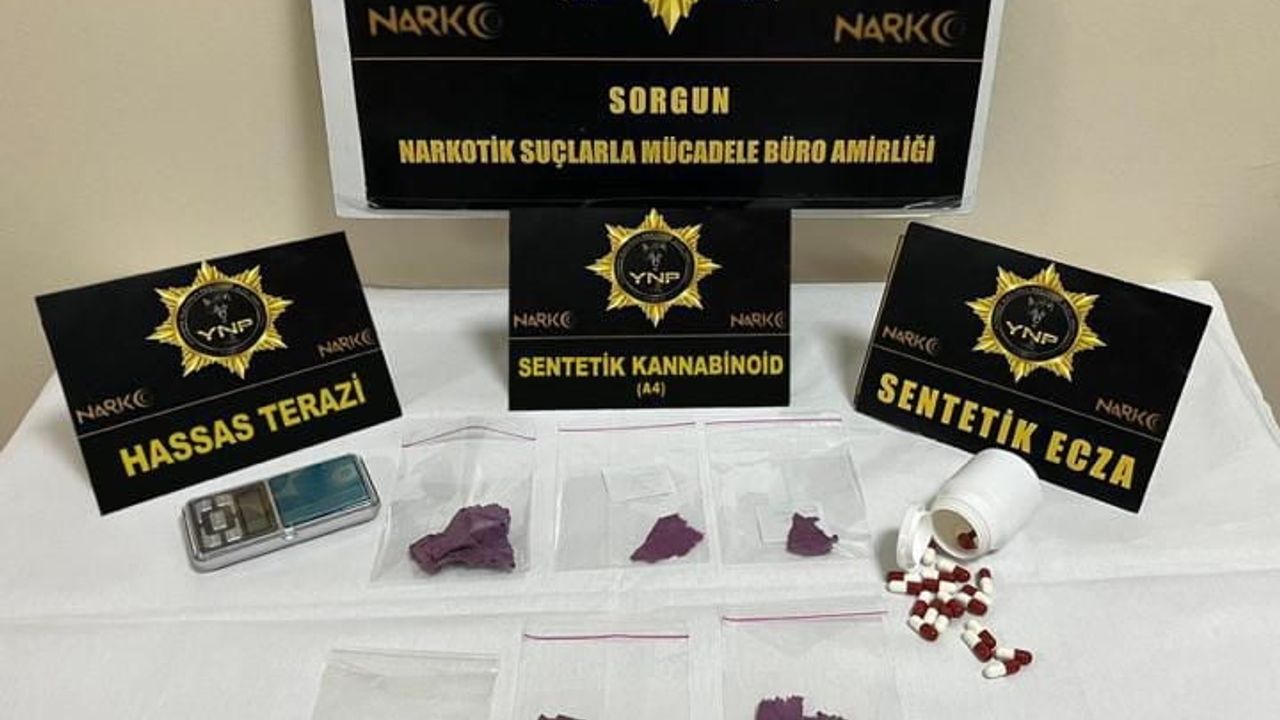 Yozgat Sorgun'da Narkotik Operasyonu: Sentetik Uyuşturucu ve Ecza Ele Geçirildi