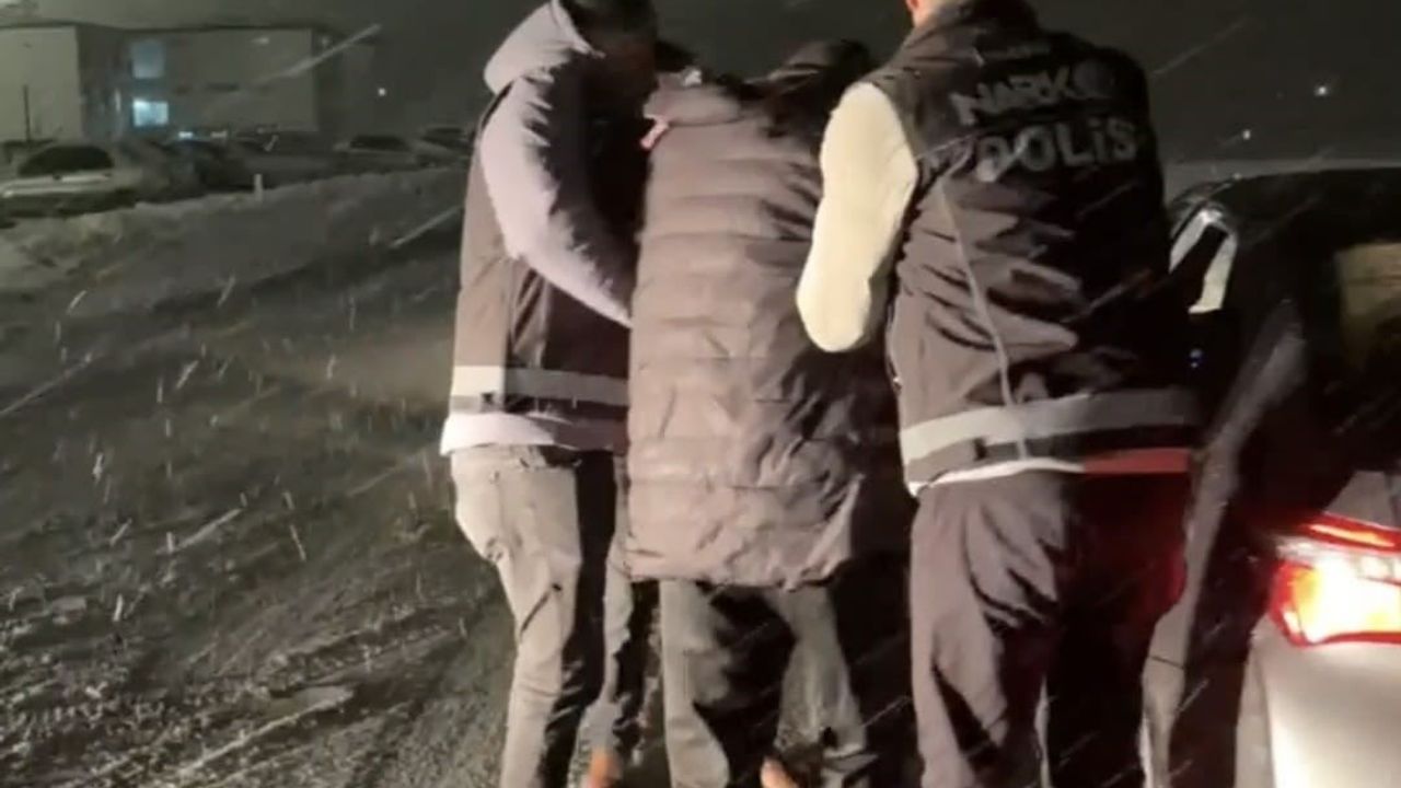 Yozgat'ta kesinleşmiş 23 yıl 2 ay hapis cezası bulunan uyuşturucu taciri yakalandı