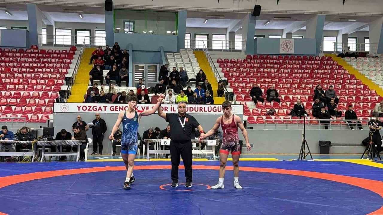 Yozgat'ta U17 Grekoromen: Kayserili Güreşçiler 1 Altın, 2 Bronzla Türkiye Şampiyonası'na 10 Sporcu Gönderiyor