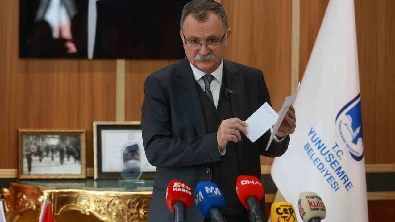 Yunusemre Belediye Başkanı Semih Balaban 2025’i Değerlendirdi: Kayıplar, Hizmetler ve 2026 Projeleri