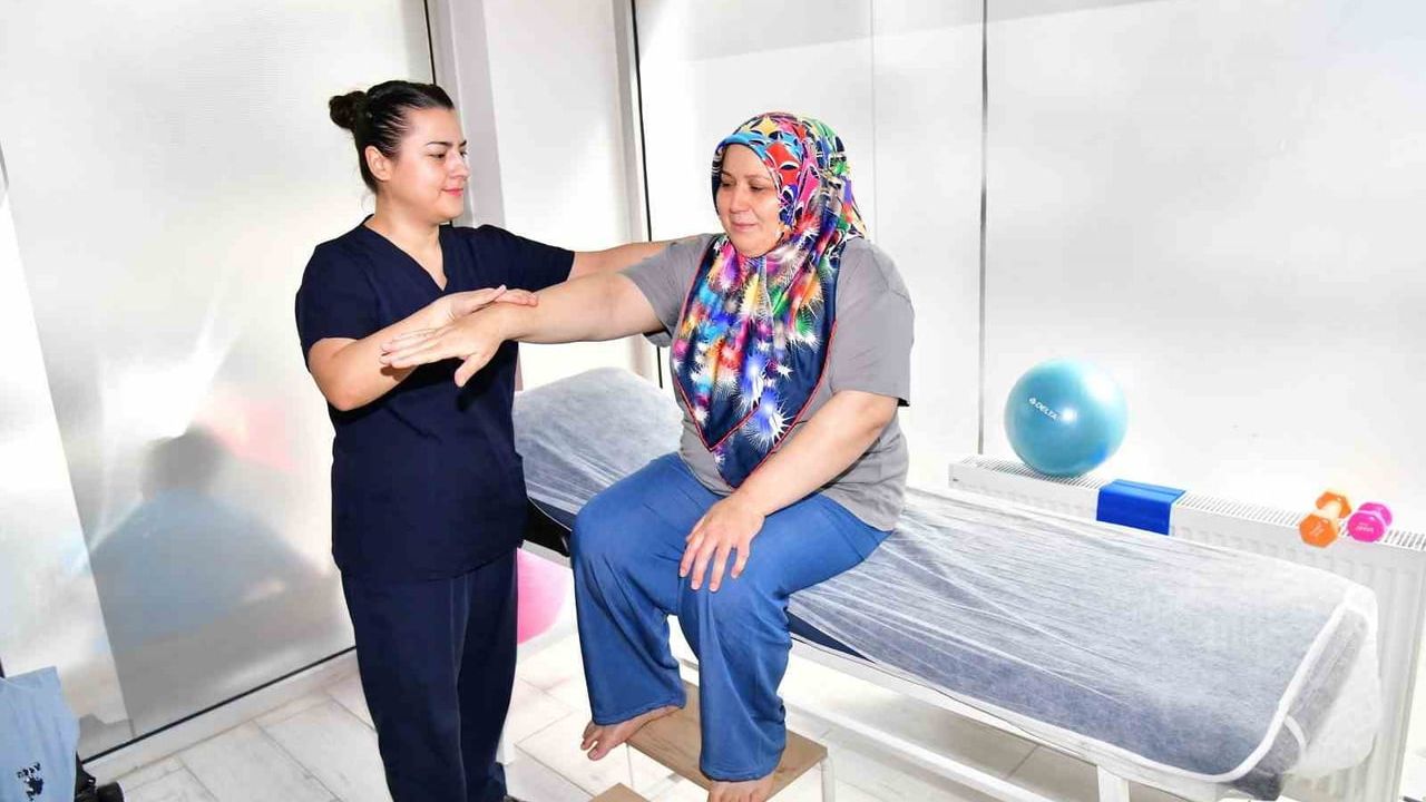 Yunusemre Belediyesi'nden 2025'te geniş kapsamlı ücretsiz sağlık desteği