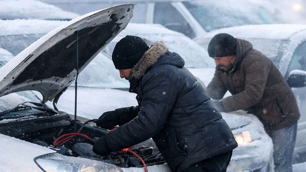 Zemheri Erzincan’ı dondurdu: 4 Ocak’ta eksi 20 derece, araçlar çalışmadı