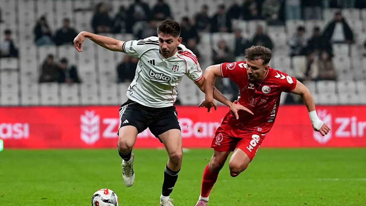 Ziraat Türkiye Kupası: Beşiktaş ilk yarıyı 2-0 önde tamamladı