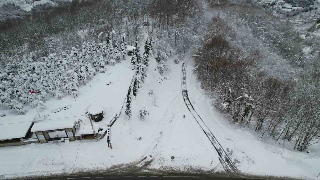 Zonguldak-Ereğli Kara Yolunda Kar Sonrası Kartpostallık Görüntüler