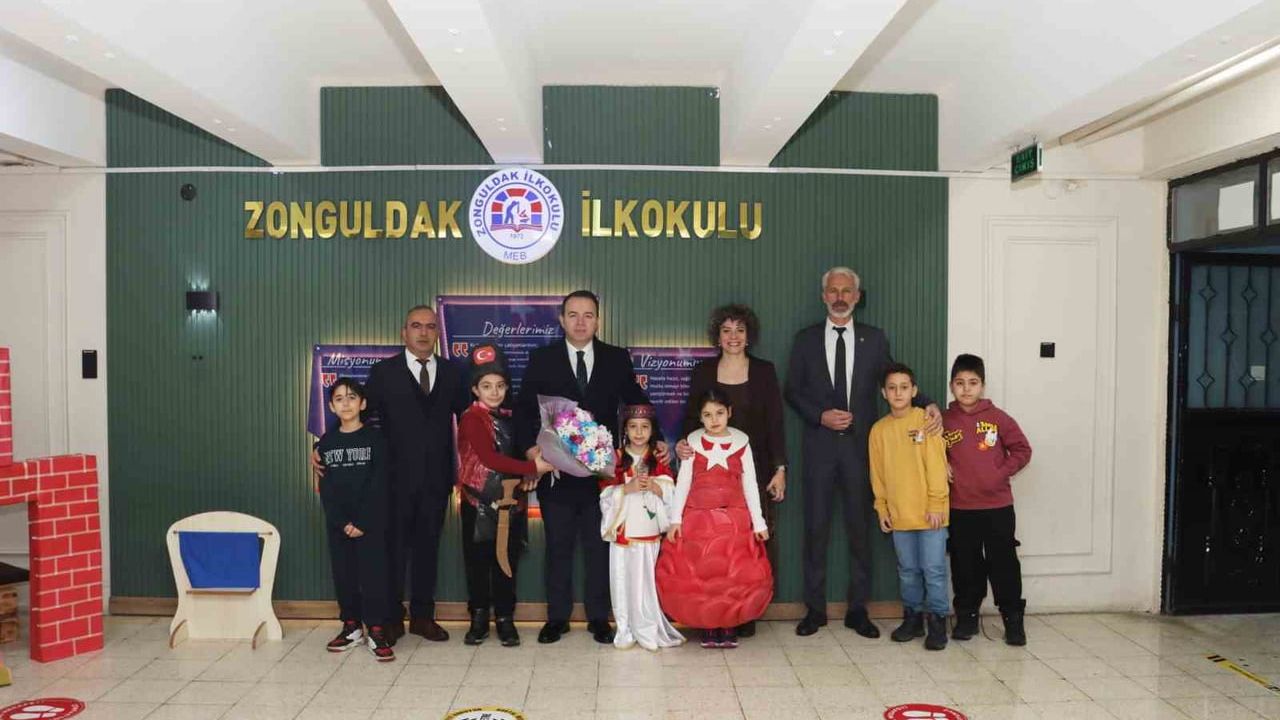 Zonguldak İlkokulu'nda öğrenciler su verimliliği ve sıfır atık projelerini sergiledi