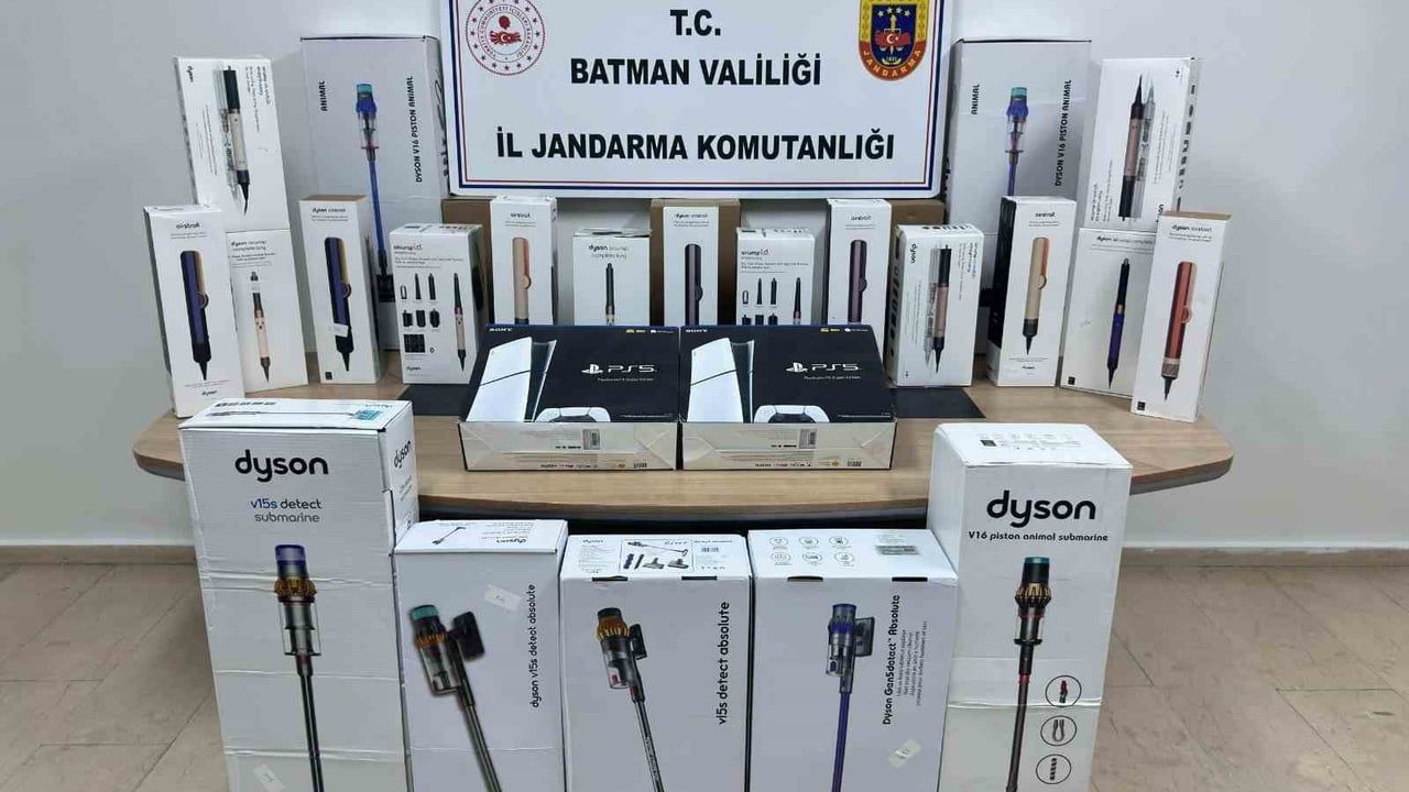 Batman'da Kaçakçılıkla Mücadele: 36 Araçta Kaçak Eşya ve Ruhsatsız Silah Ele Geçirildi
