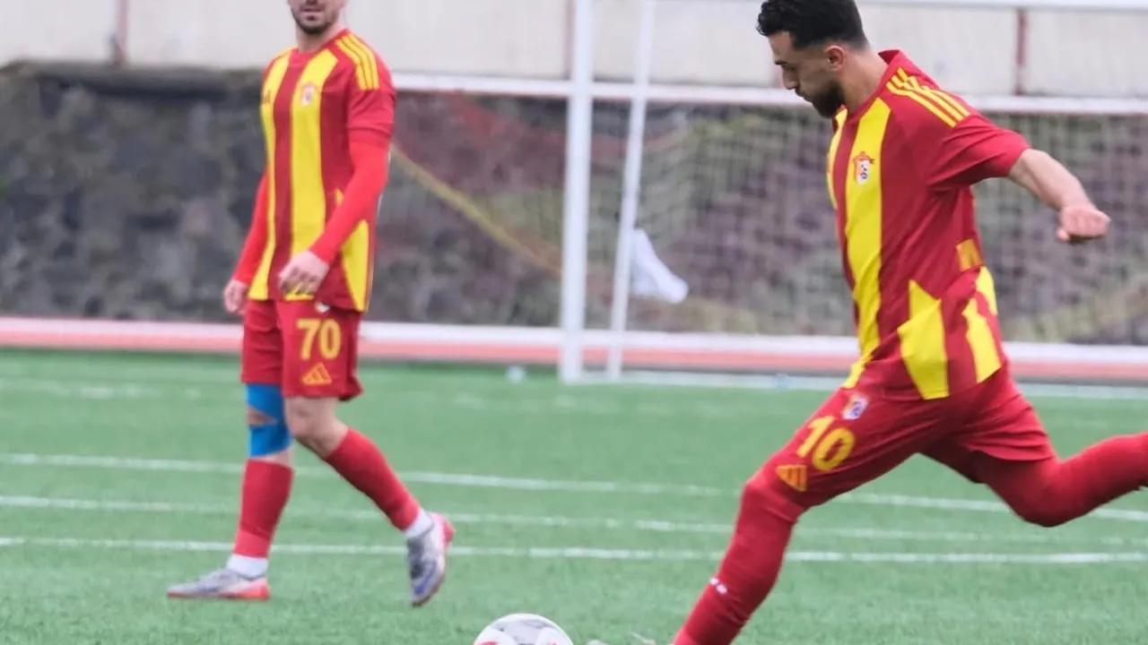 Çorluspor 1947, Polatlı 1926'yı 4-0 Yenerek Zirve Mücadelesini Sürdürdü