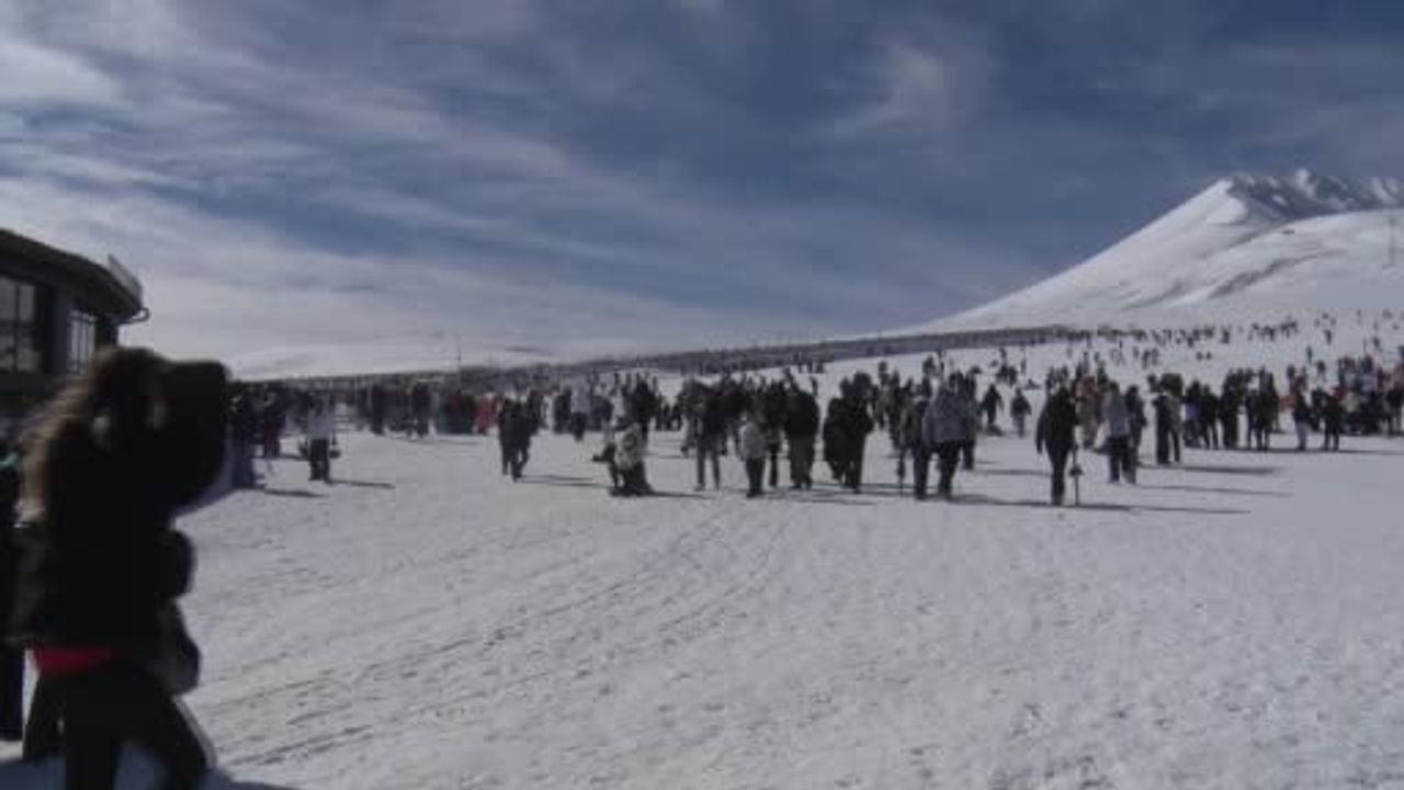 Erciyes’e sömestir bereketi: 1,4 milyon ziyaretçi ağırladı
