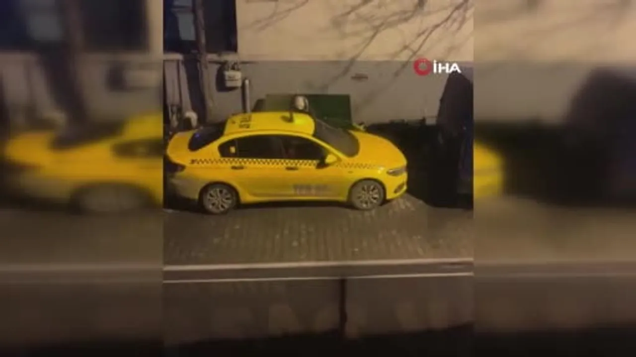 Esenyurt'ta park halindeki takside hırsızlık girişimi: Şüpheli vatandaşlar tarafından kovalandı