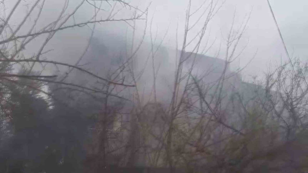 Hatay'da 4 çocuklu annenin evi yangında kullanılamaz hale geldi — Biriktirdiği eşyalar kül oldu