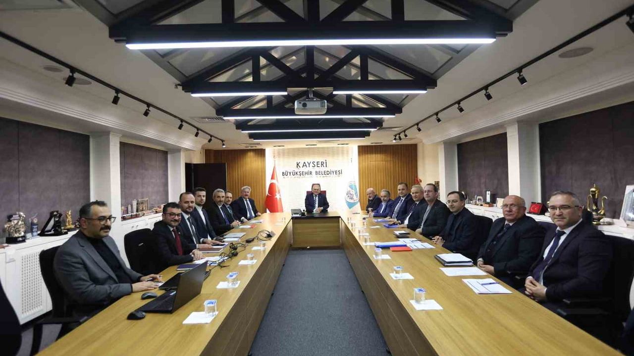 Kayseri Büyükşehir Belediyesi toplu iş sözleşmelerini karşılıklı uzlaşıyla tamamladı