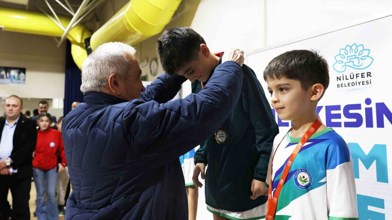 Nilüfer’de Squash Turnuvası: 6–8 Kortlu Yeni Tesis Sözü