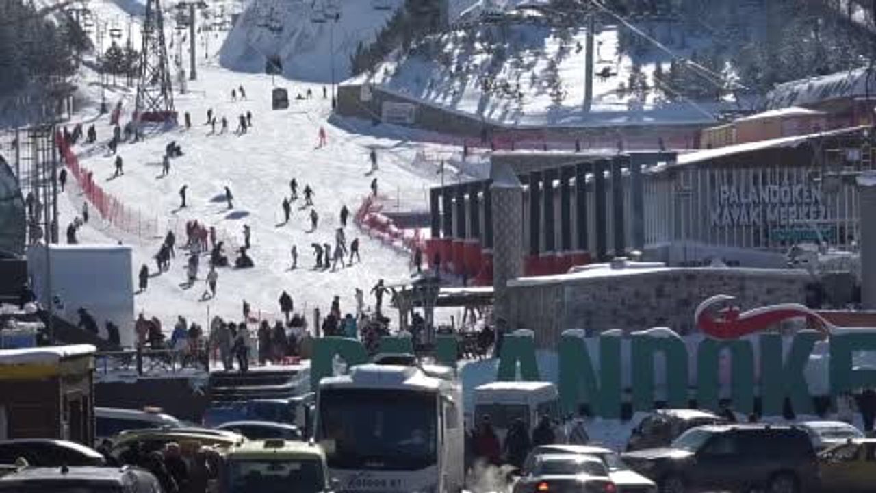 Palandöken Kayak Merkezi'nde sömestr hareketliliği: 86 km pist ve çok sayıda etkinlik