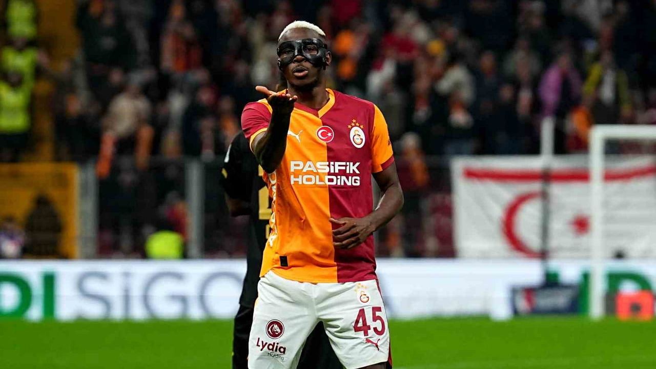 Victor Osimhen, Kayserispor Maçında Penaltıdan Gol Atarak Süper Lig'de 8. Golüne Ulaştı