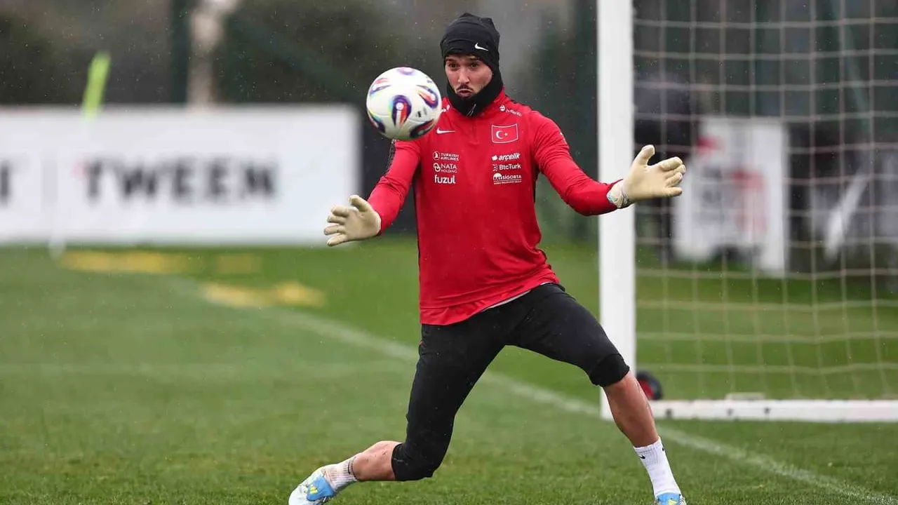 A Milli Takım, Kosova maçı öncesi Riva’da sağanak altında çalıştı