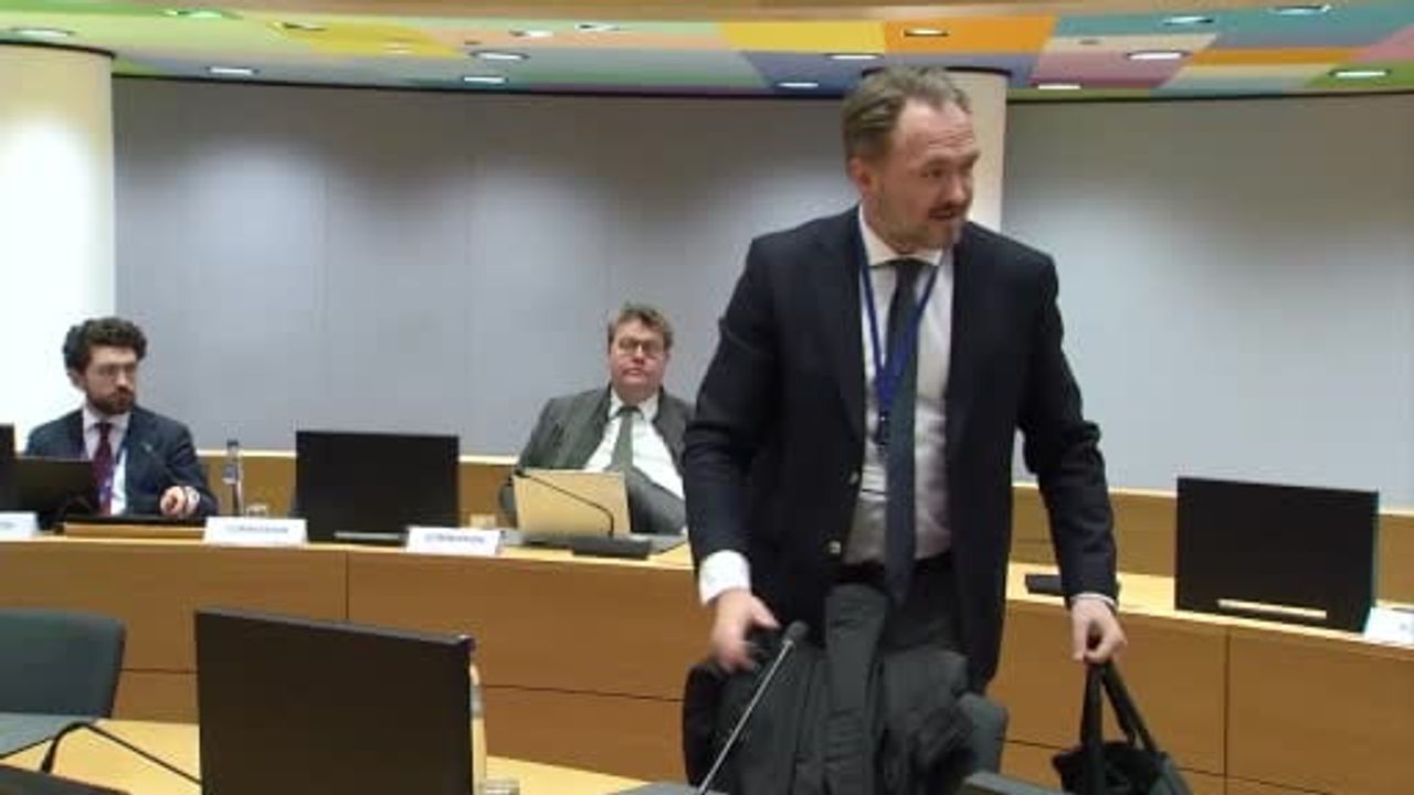 AB Komisyonu Üyesi Jorgensen: 30 günlük savaş AB’nin yakıt ithalat faturasına 14 milyar euro ekledi