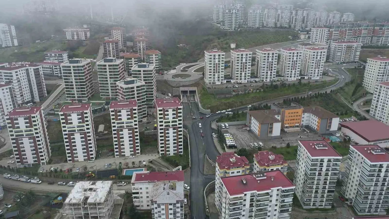 Akçaabat’ta Pulathane Bulvarı: Yıldızlı Kavşağı çalışmaları trafik akışını hedefliyor