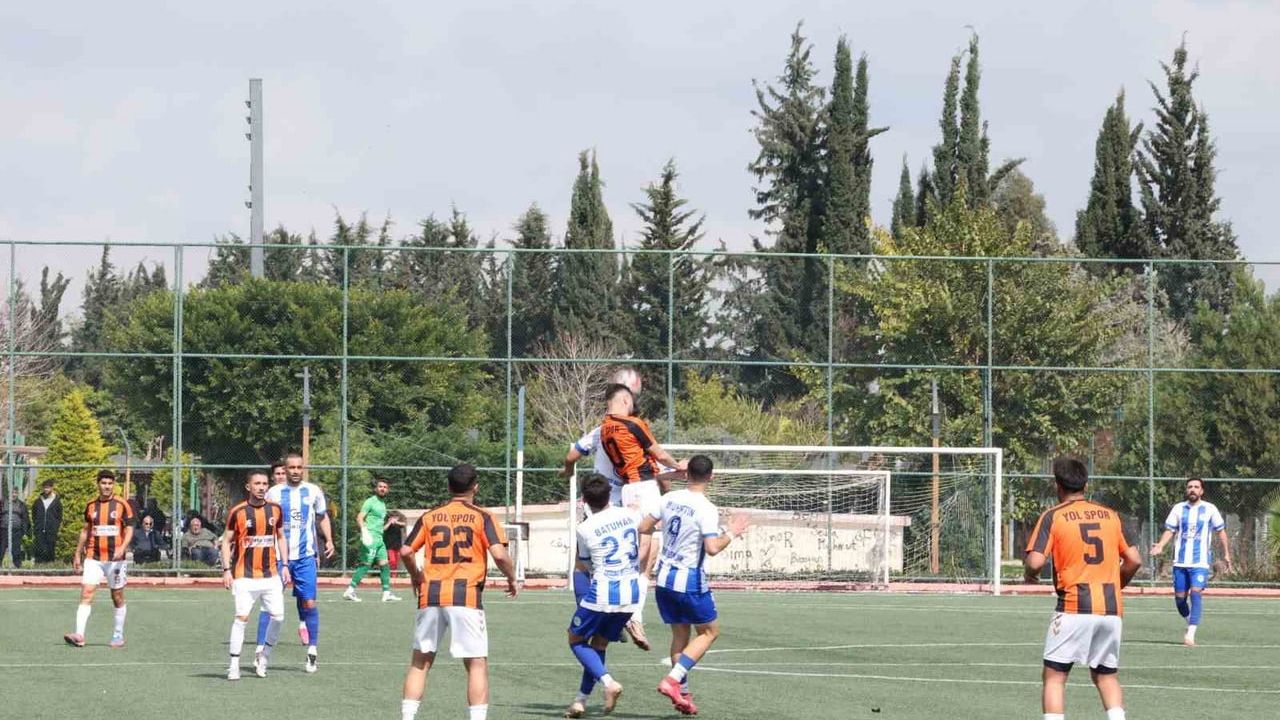 Akdeniz Belediye Spor Play-Off'ta İçel Yol Spor'u 5-0 mağlup etti