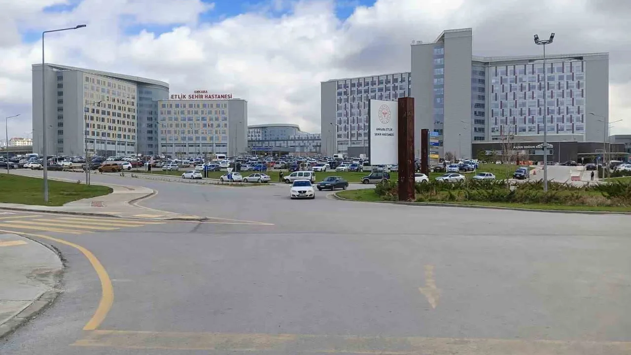 Ankara İvedik Caddesi'nde 13 yaşındaki Defne Karataş'a araç çarpması: Sürücü gözaltında