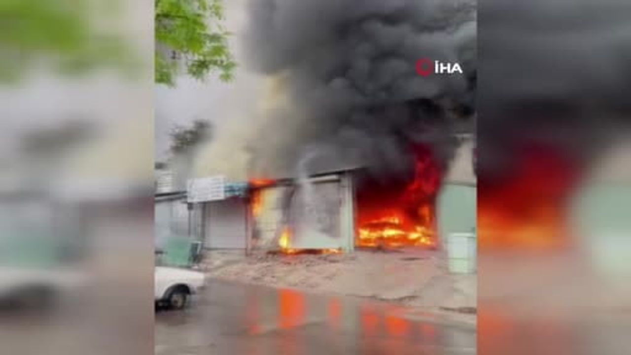 Antalya Kepez'de oto boyama atölyesindeki yangın iki iş yerini etkiledi