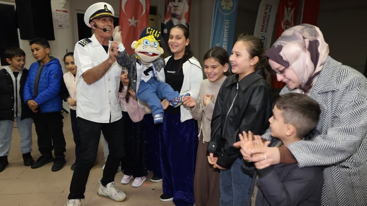 Aşağıçobanisa'da Şalvar Gecesi mahalle dayanışmasını güçlendirdi