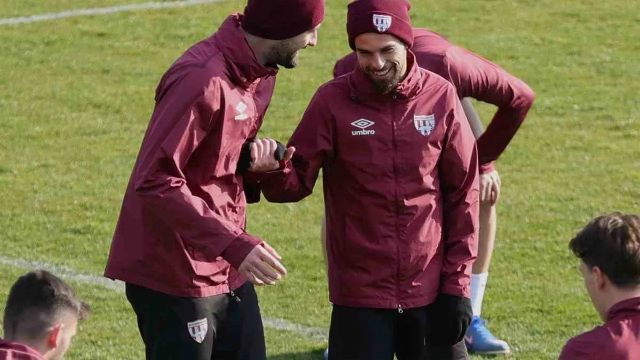 Bandırmaspor, Çorum FK deplasmanına taktik ağırlıklı hazırlanıyor