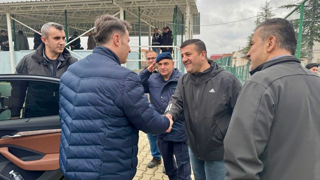 Bilecik İl Emniyet Müdürü Erdem Çağlar Pazaryeri'de Asayiş ve Güvenlik Denetimi