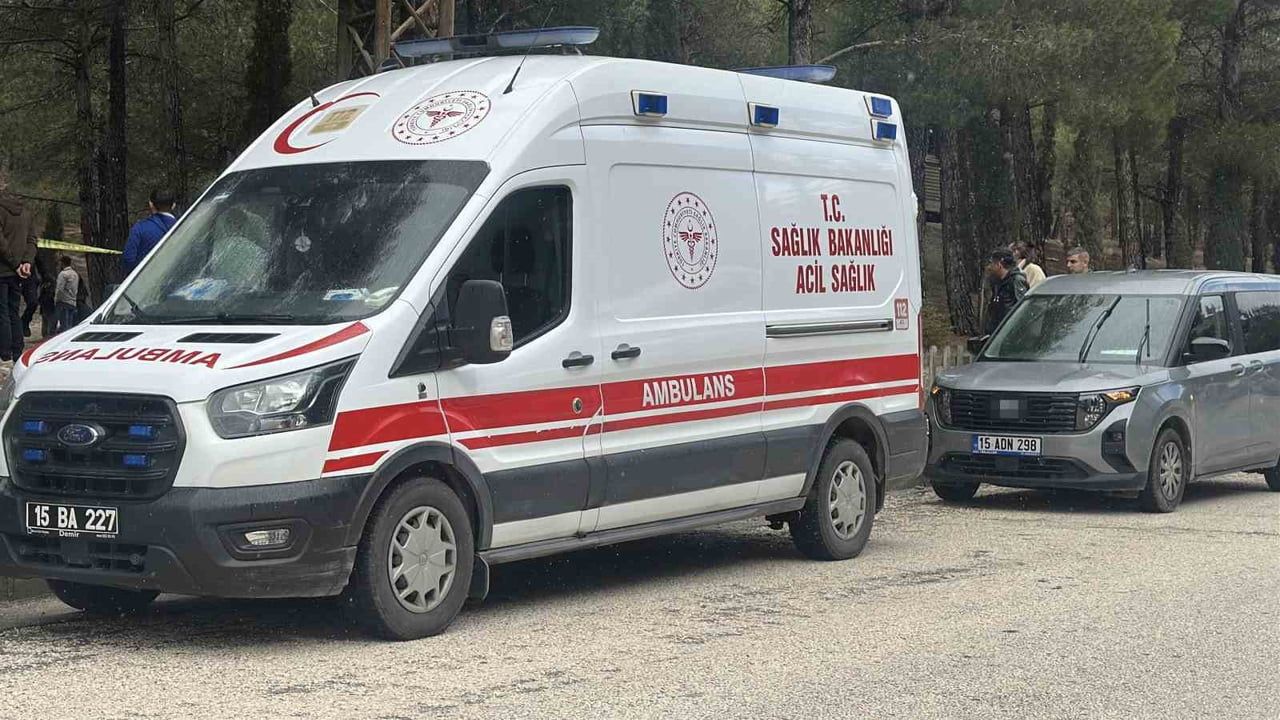 Burdur'da ormanlık alanda U.T. (26) adlı erkeğin cesedi bulundu