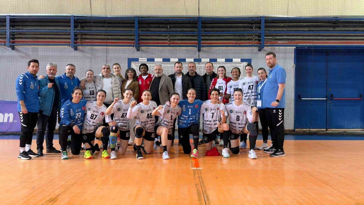Bursa Büyükşehir Belediyespor, EHF Kadınlar Avrupa Kupası’nda yarı finale yükseldi