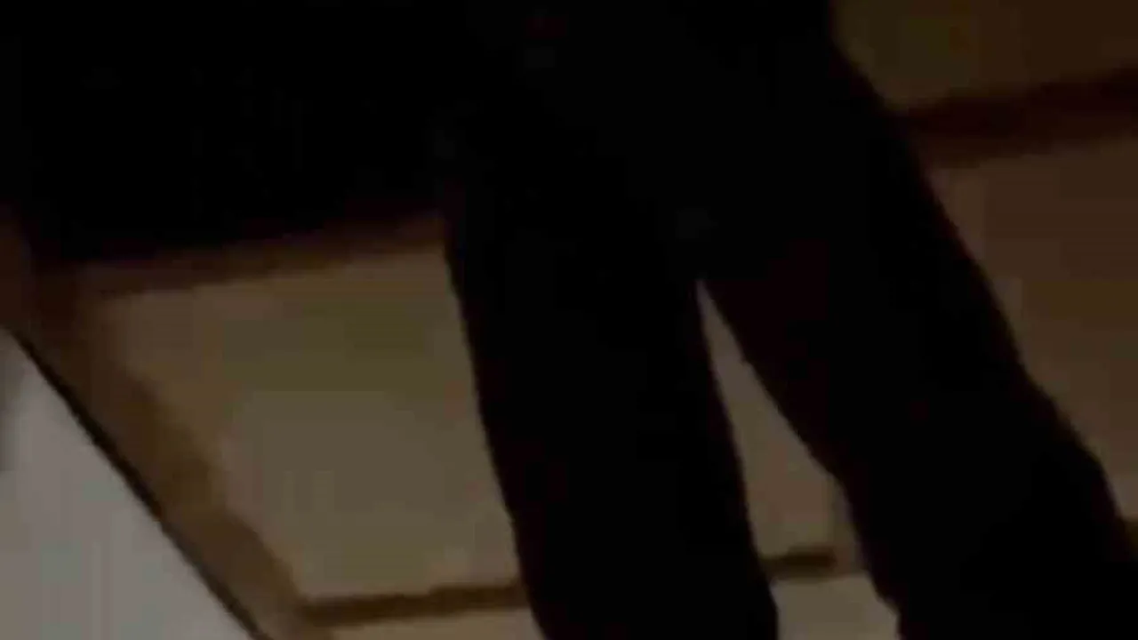 Bursa'da 16 dosyadan aranan şahıs çatı katında yakalandı — 7 yıl 6 ay hapis ve 5 milyon 225 bin 68 lira adli para cezası