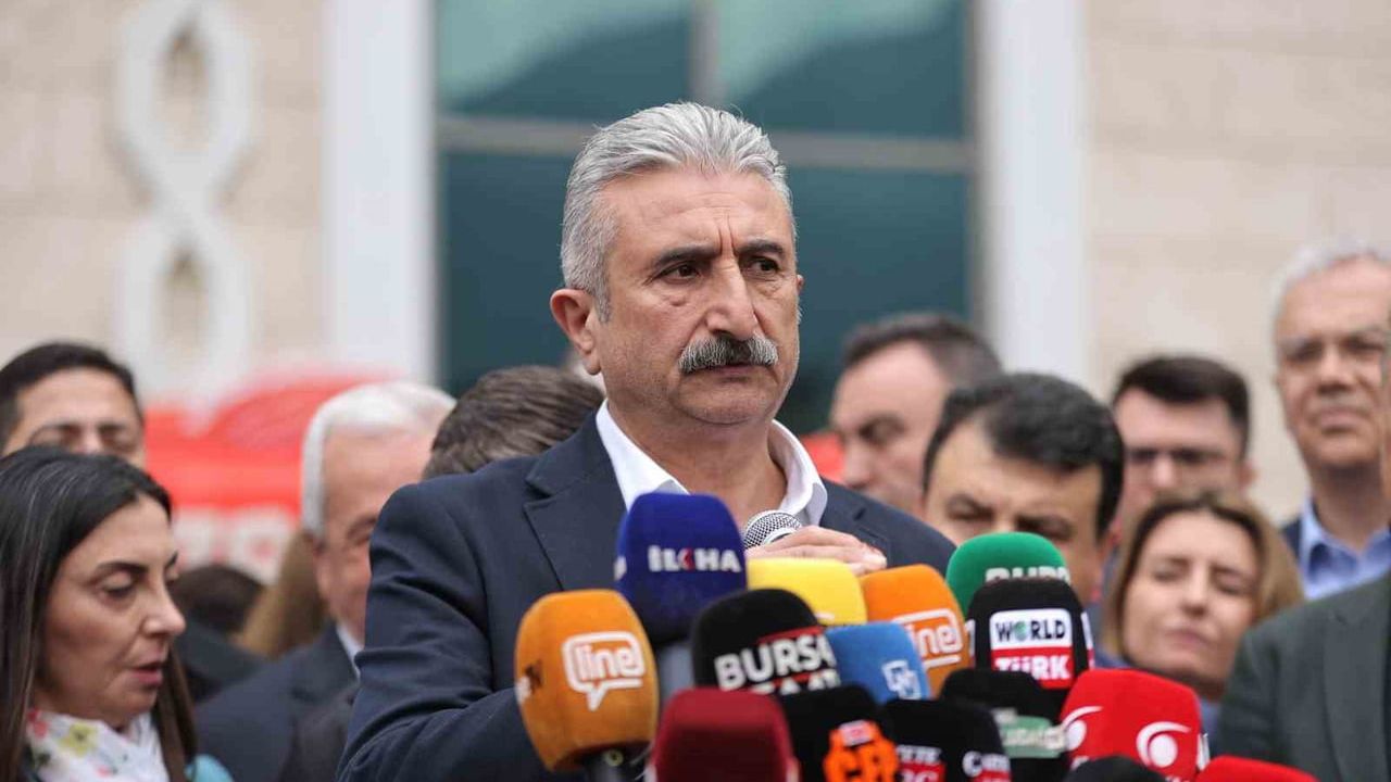 Bursa'da Mustafa Bozbey'in gözaltına alınmasına CHP'den tepki: Halkın iradesi yok sayılamaz