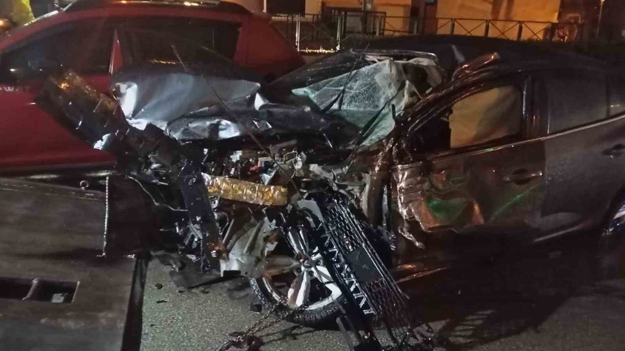 Bursa Osmangazi'de zincirleme kaza: 3 yaralı